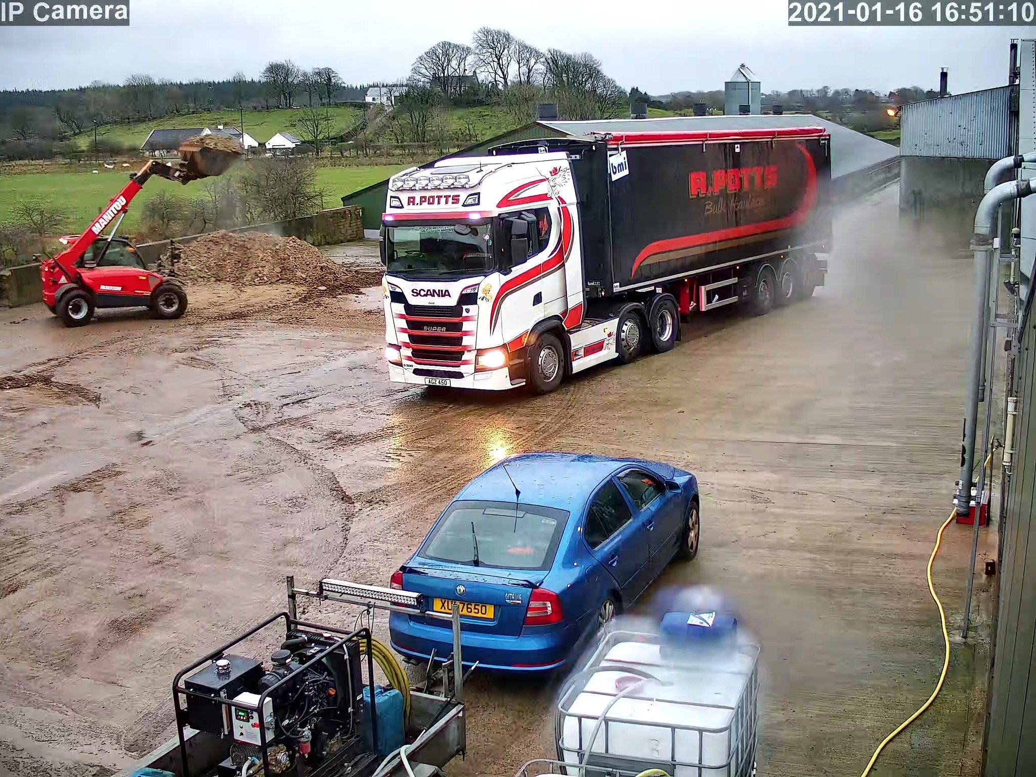 Lorries Tractors And Vehicles - Image 4